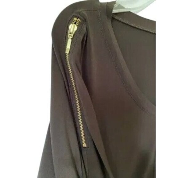 Chicos Women's V-Neck Brown Blouse With Shoulder Zippers Polyester/Spandex - Picture 3 of 7